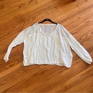 Levi’s Peasant Style Top